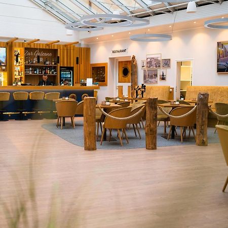 Hotel Am Alten Strom Rostock Exterior photo